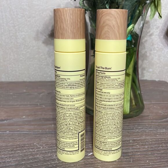 SunBum Face Mists Spray Sunscreen SPF 45 - Picture 3 of 5